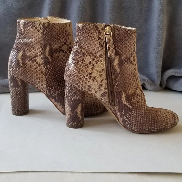 INC Snake Skin Style Women's Zip Ankle Boots 5M - Picture 2 of 8